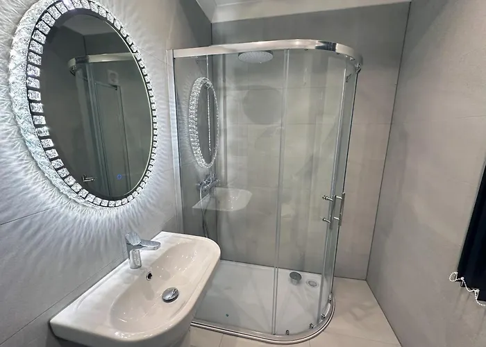 公寓 Modernised 4 Bedroom House Close To Centre, Kep *